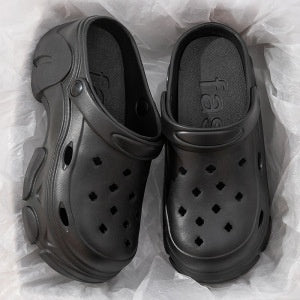 Slippers Men's Summer Outdoor Hole Shoes Deodorant And Non-slip GlamzKart