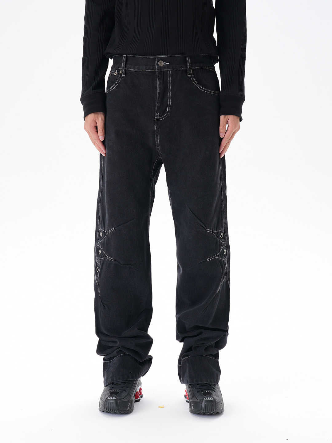Contrast Color Loose Machete Jeans Men GlamzKart