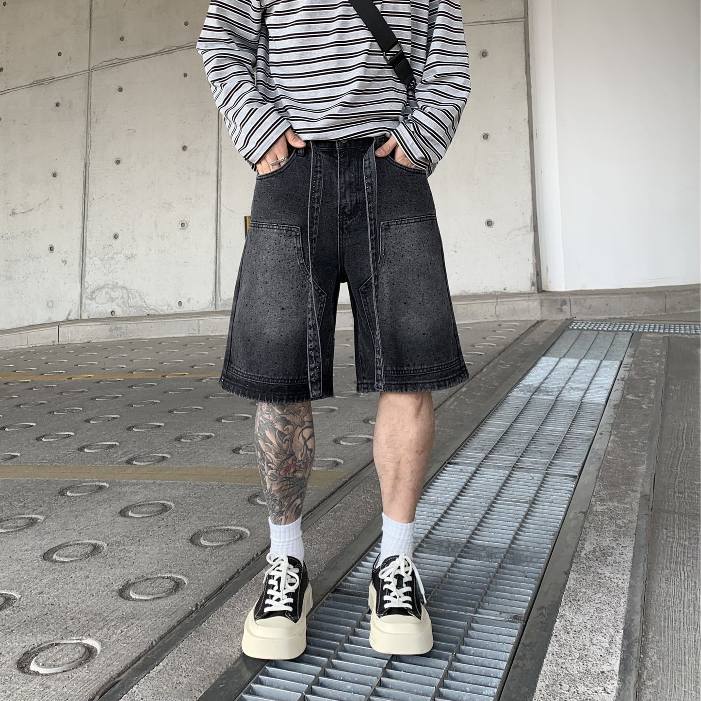 Fashion Work Clothes Gradient Cropped Pants Men Black 13891 GlamzKart
