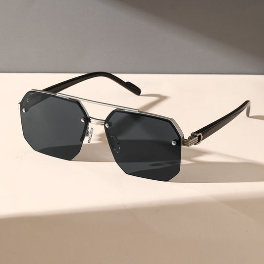 Fashion Personality New Men's Sunglasses Box GlamzKart