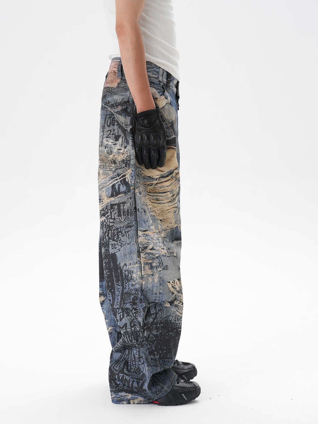 3D Digital Printing Ripped Graffiti Straight Jeans GlamzKart