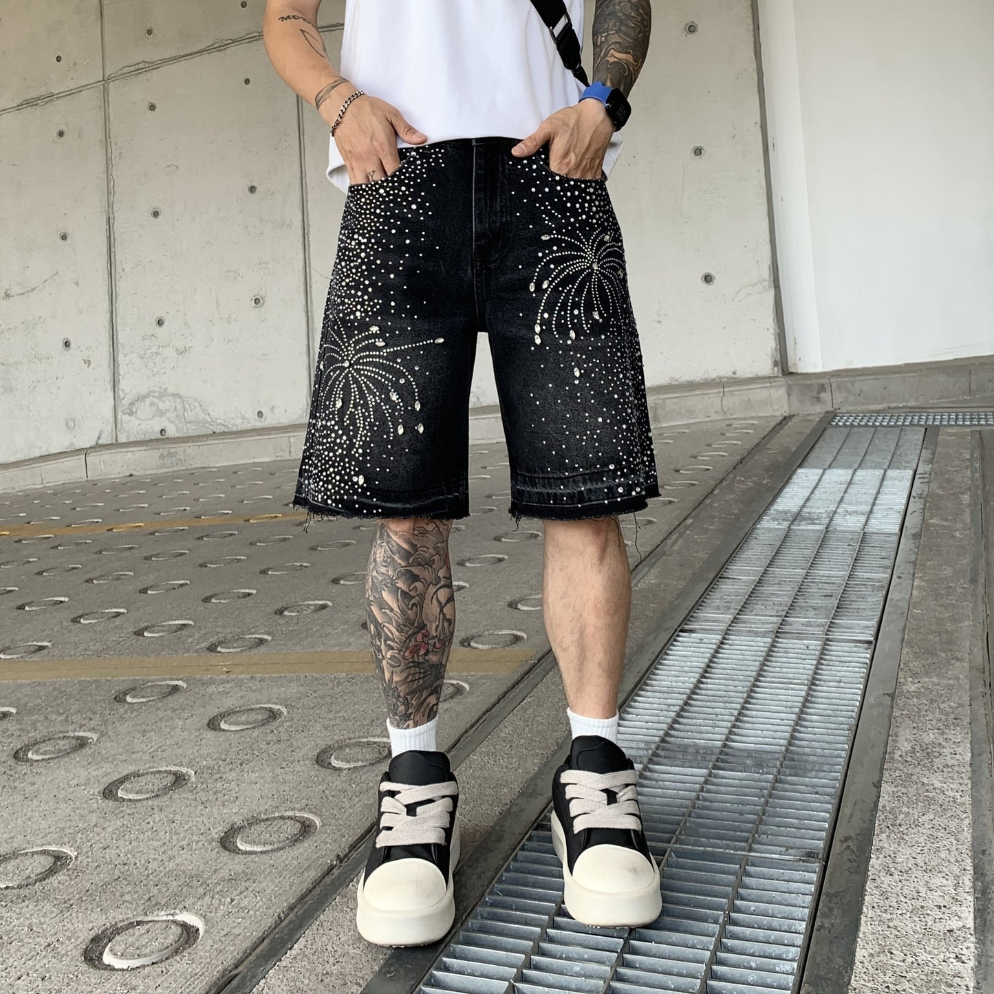 Fashion Work Clothes Gradient Cropped Pants Men Black 140061 GlamzKart