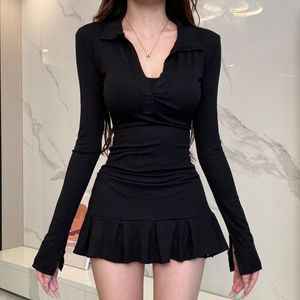 V-neck Fitted Waist Bottoming Shirt Top Women's High Waist Skirt Outfit
