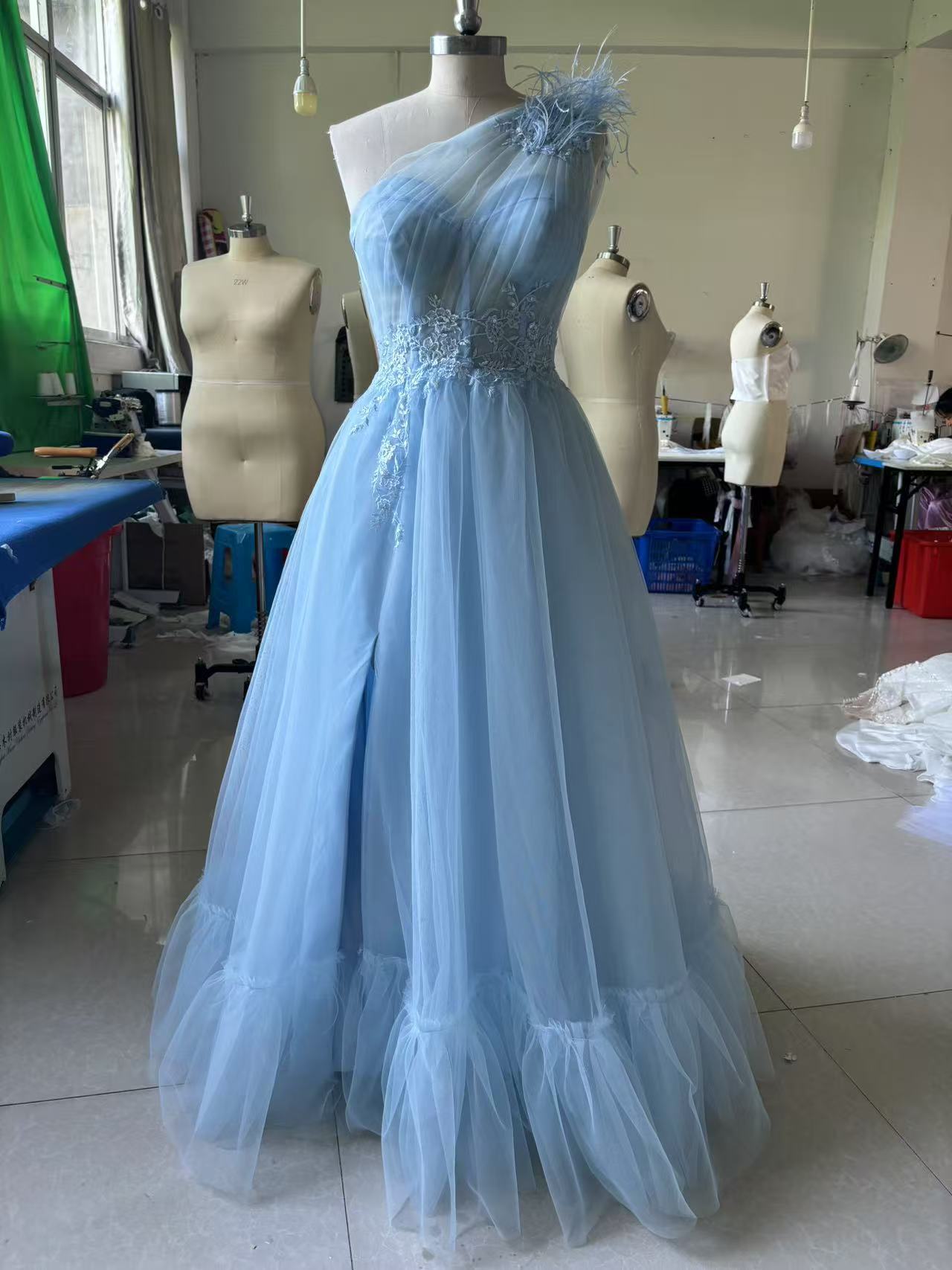 Blue One-shoulder Feather Wedding Dress Blue GlamzKart