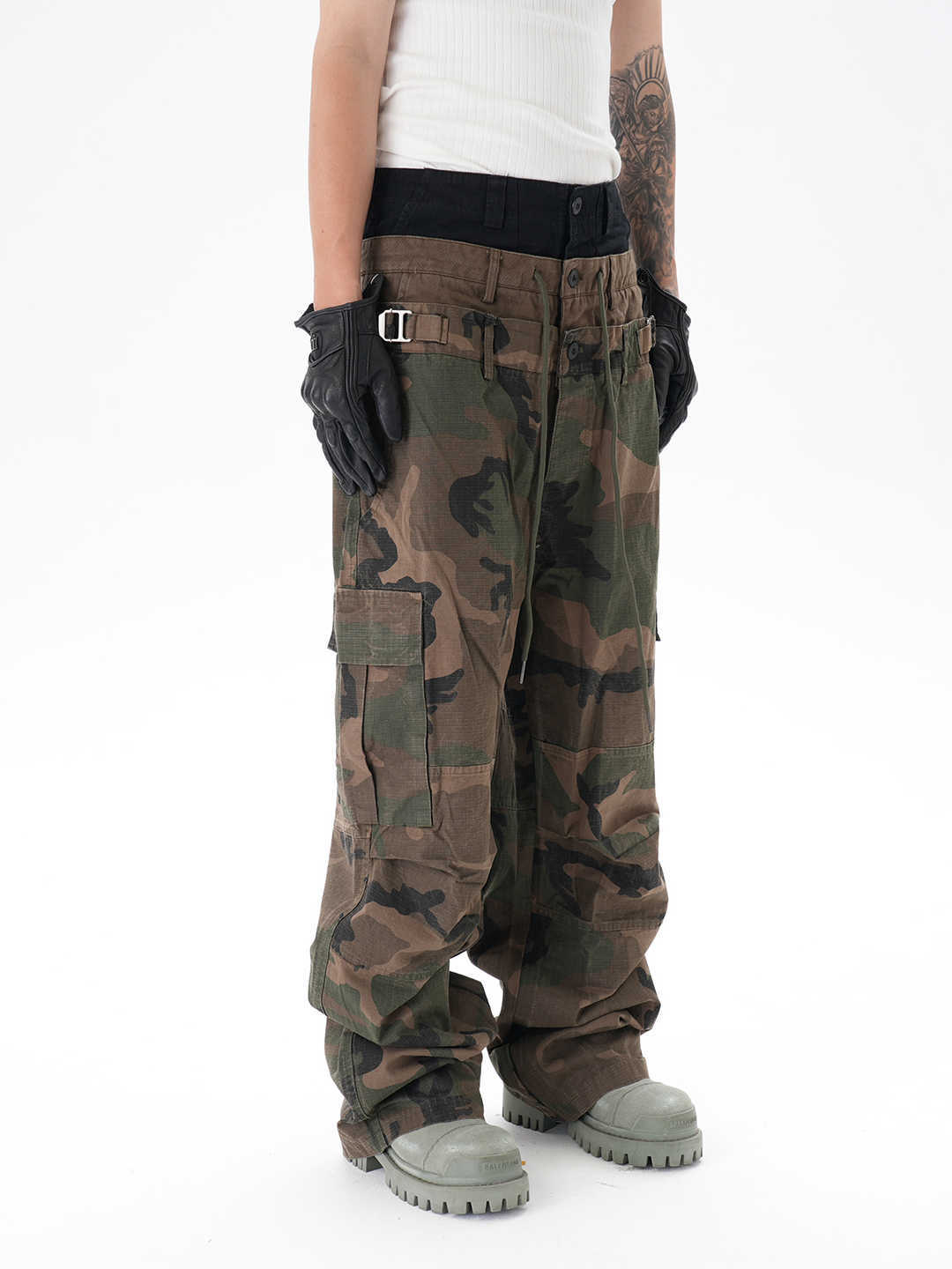 Stitching Three-layer Wide-leg Multi-pocket Camouflage Workwear Casual Pants GlamzKart