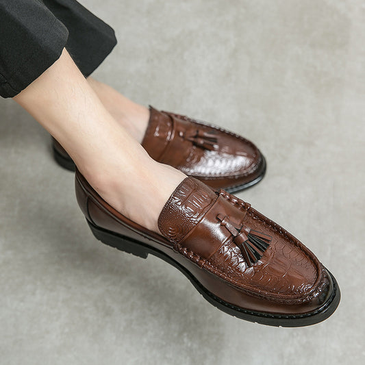 Personalized Tassel Pointed Toe New Fashion Leather Casual Shoes GlamzKart