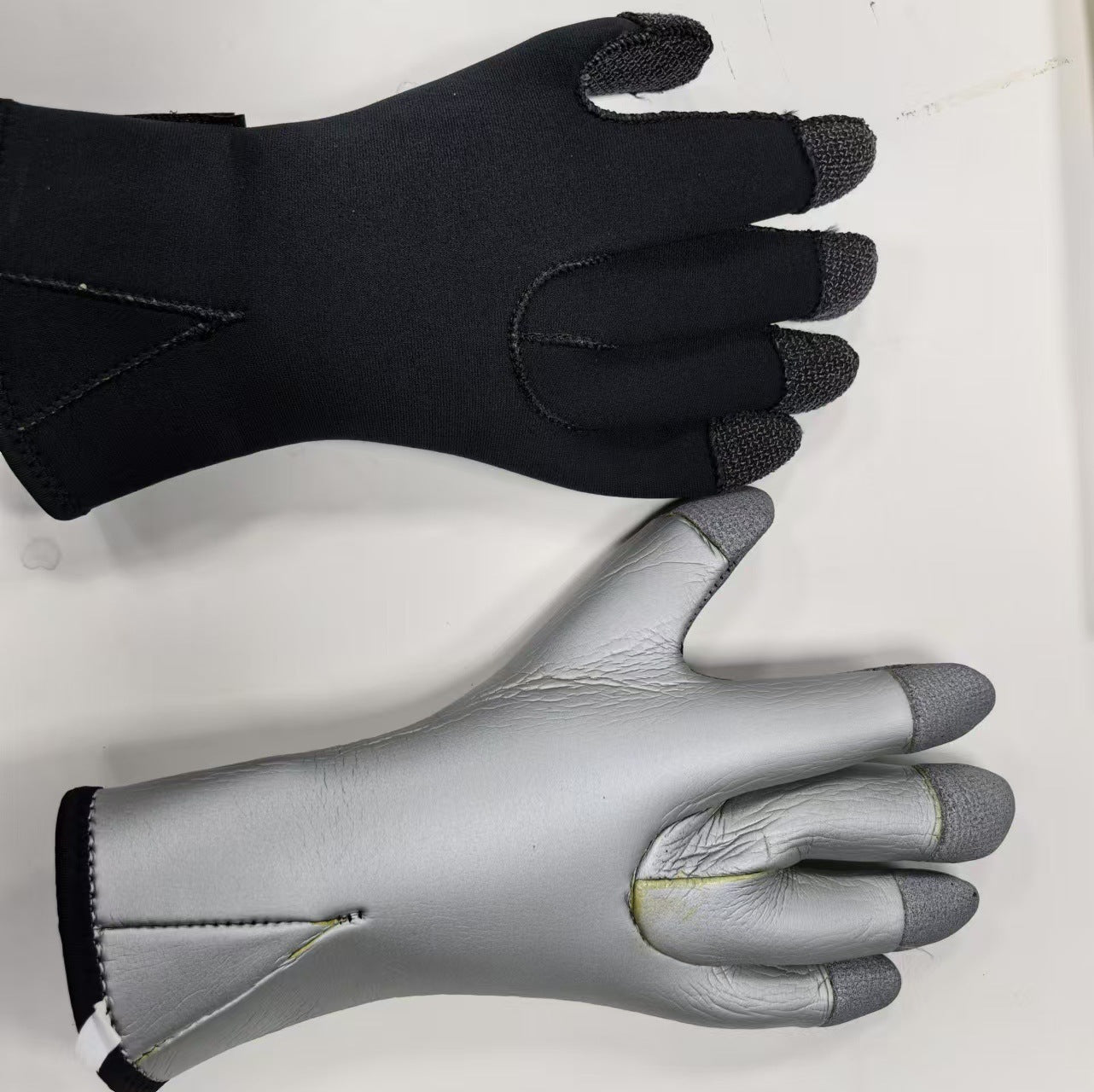 Anti-scratch Kevlar Gloves Jellyfish-proof GlamzKart