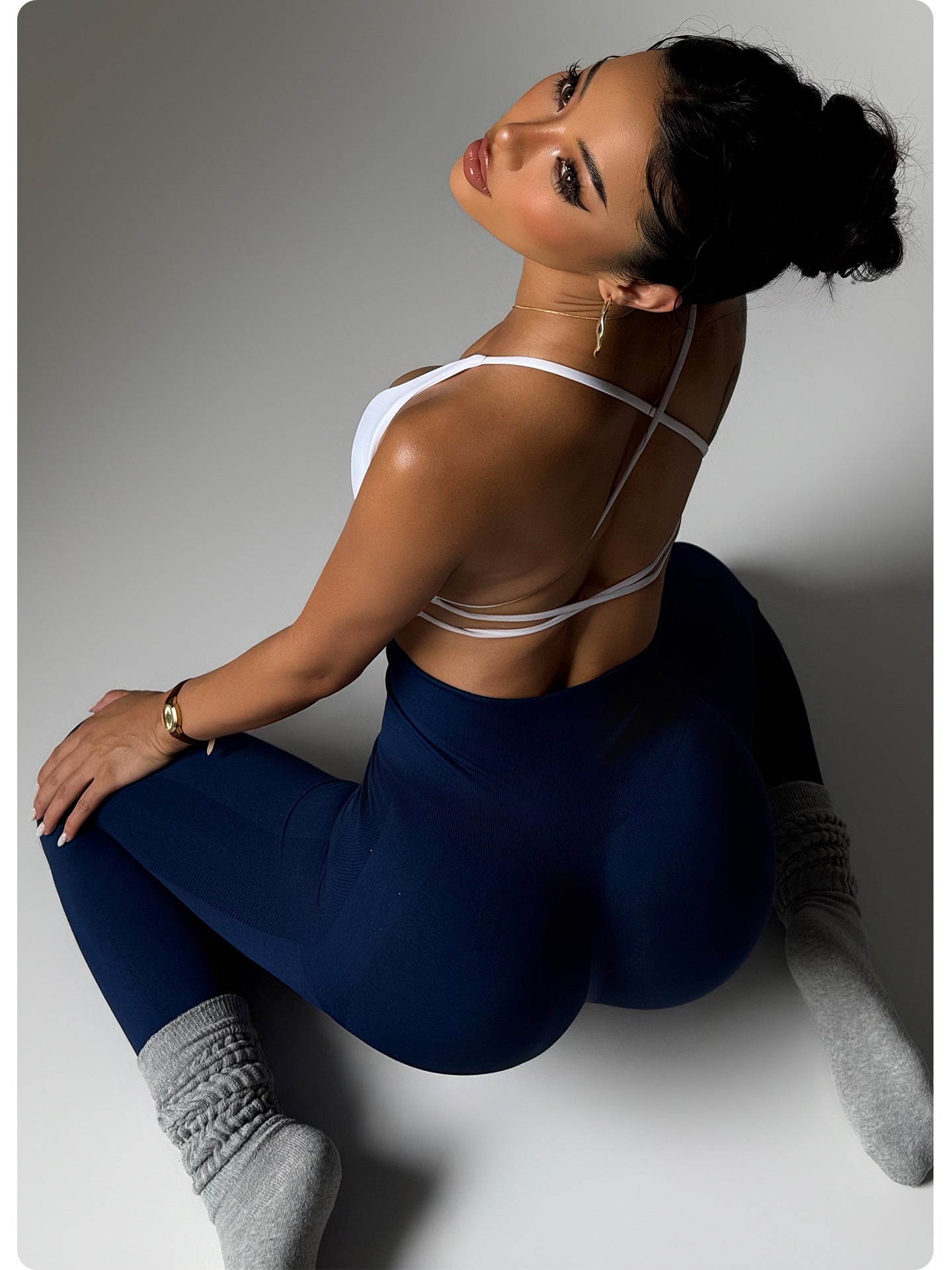Women's Seamless High Waist Quick-drying Hollow Hip Raise Yoga Pants GlamzKart