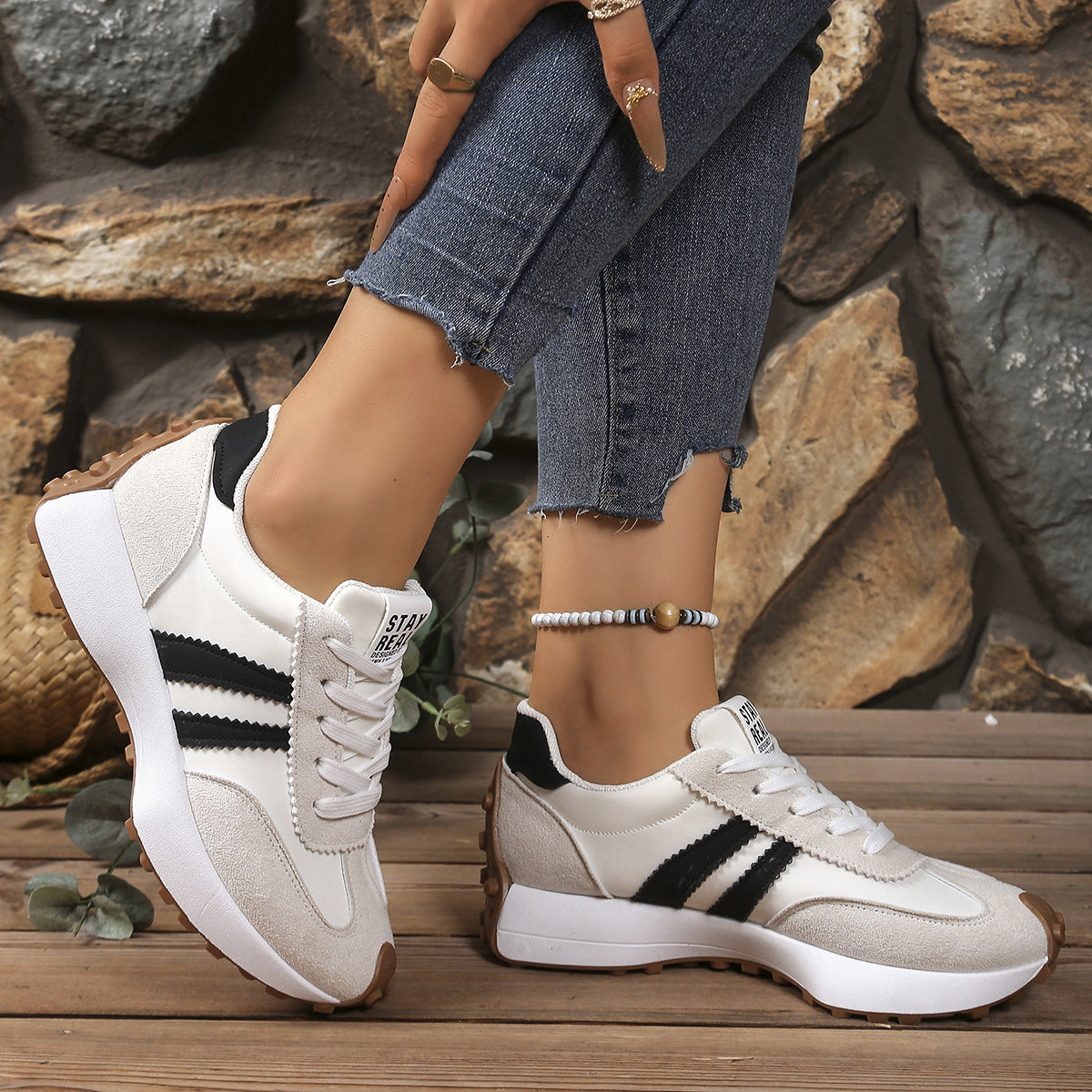 Women's Thick Bottom Student Casual Shoes Breathable Sneaker White GlamzKart